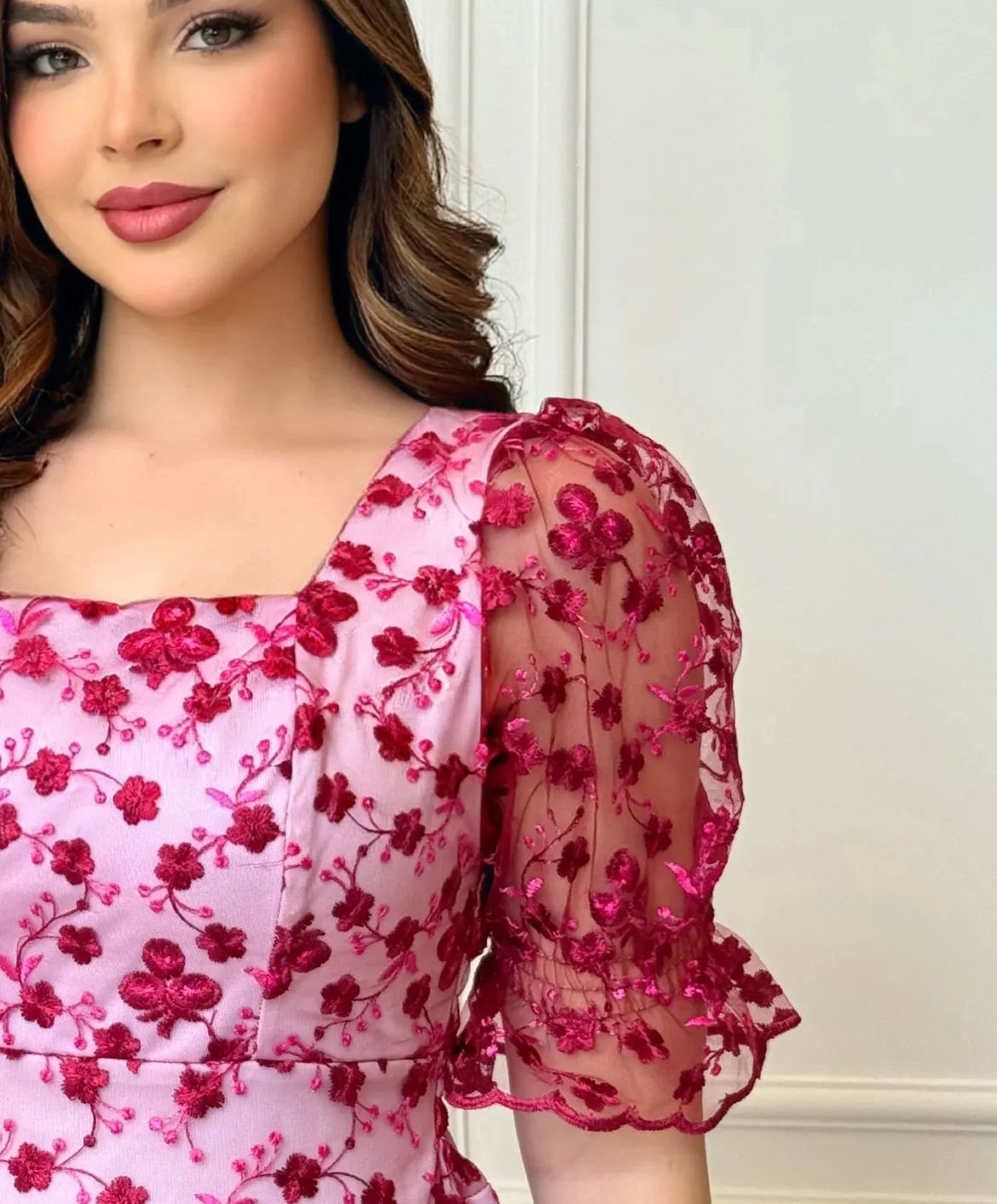 Vestido MIDI Algodão/Lesse com Mangas Transparentes