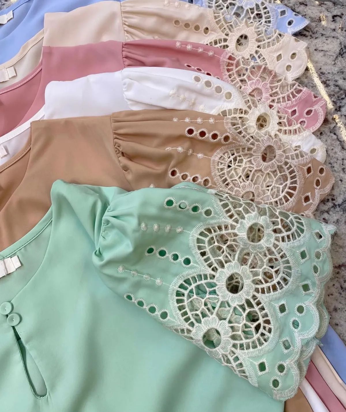 Blusa Manga Bordado Composição: Poliester Enzo CONFORT Premium